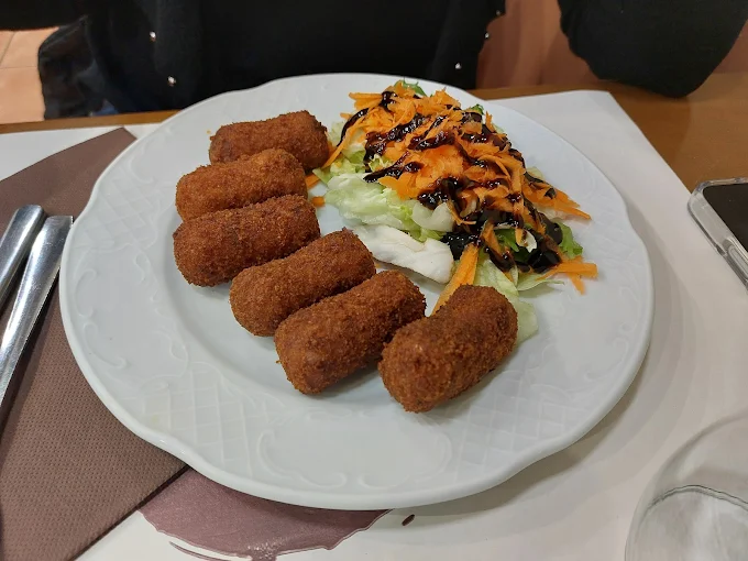 Croquetes casolanes